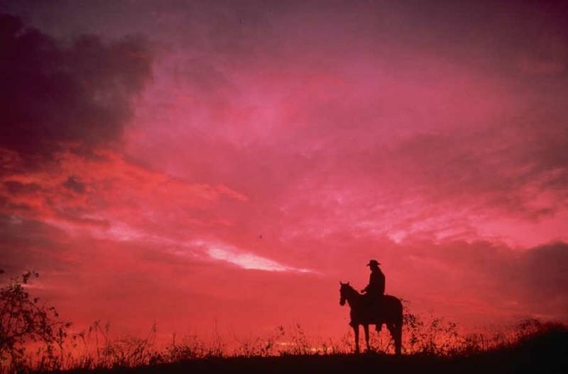 Trail Riding Out West